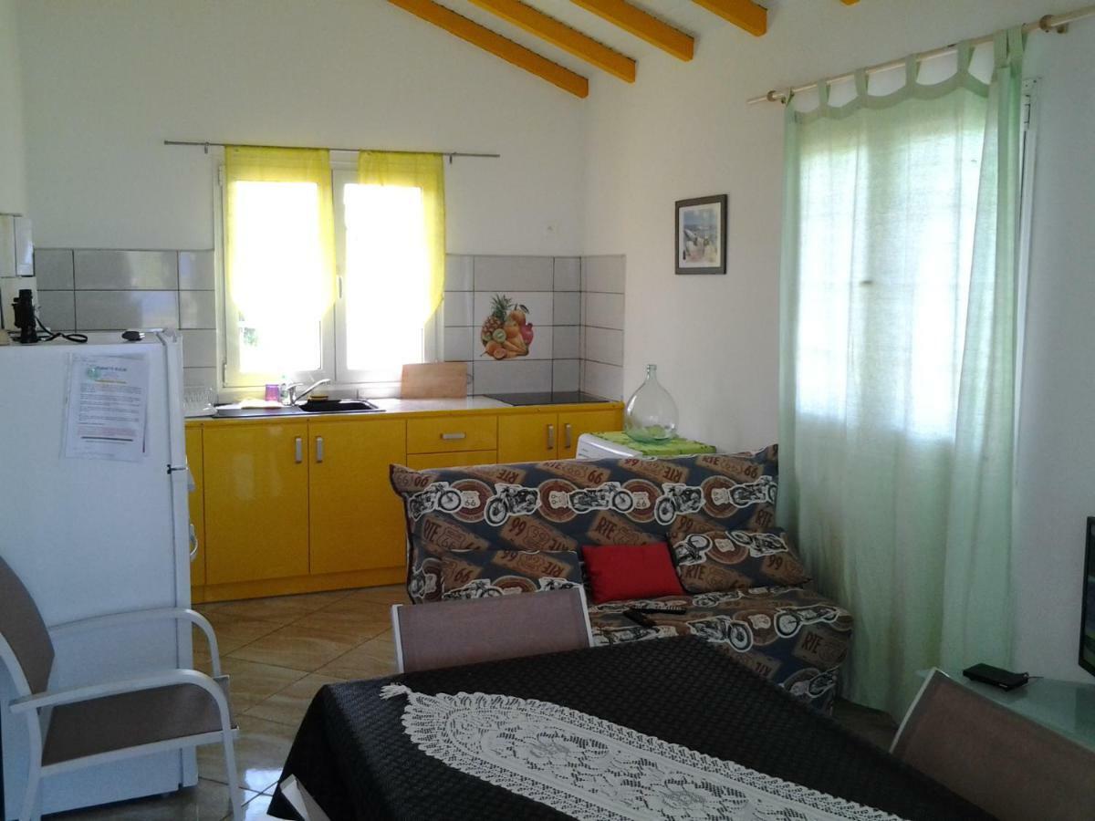 Planete Bleue Habitation Mes Desirs Villa Beaurenom Eksteriør bilde