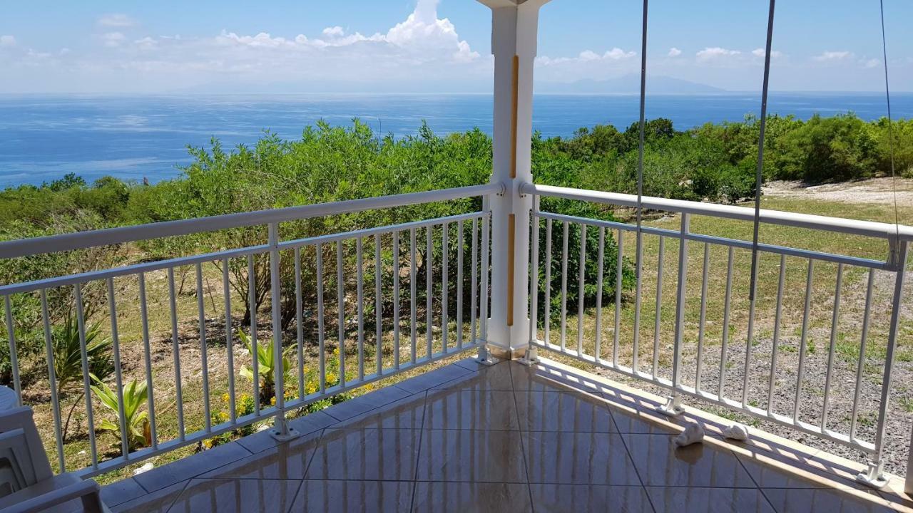 Planete Bleue Habitation Mes Desirs Villa Beaurenom Eksteriør bilde